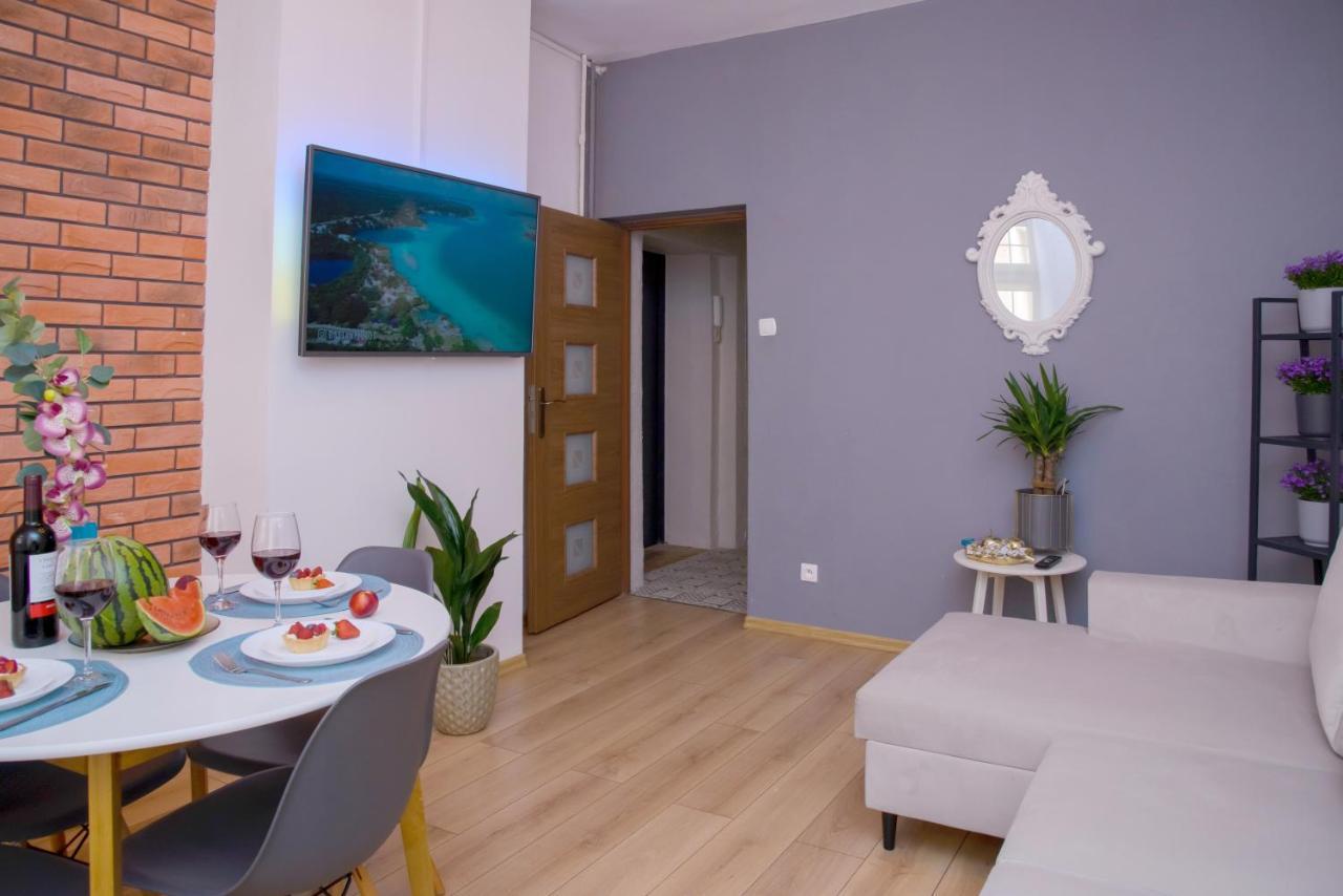 Maya'S Flats & Resorts 19 & 20 - Ogarna Γκντανσκ Εξωτερικό φωτογραφία