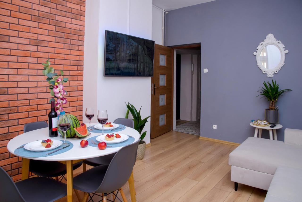 Maya'S Flats & Resorts 19 & 20 - Ogarna Γκντανσκ Εξωτερικό φωτογραφία